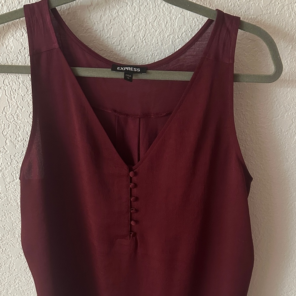 Express Deep Red Buttoned Tank Top - Picture 4 of 6